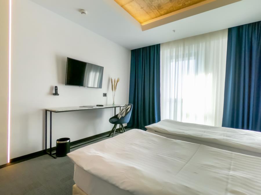 Hotel Union Plaza 4*